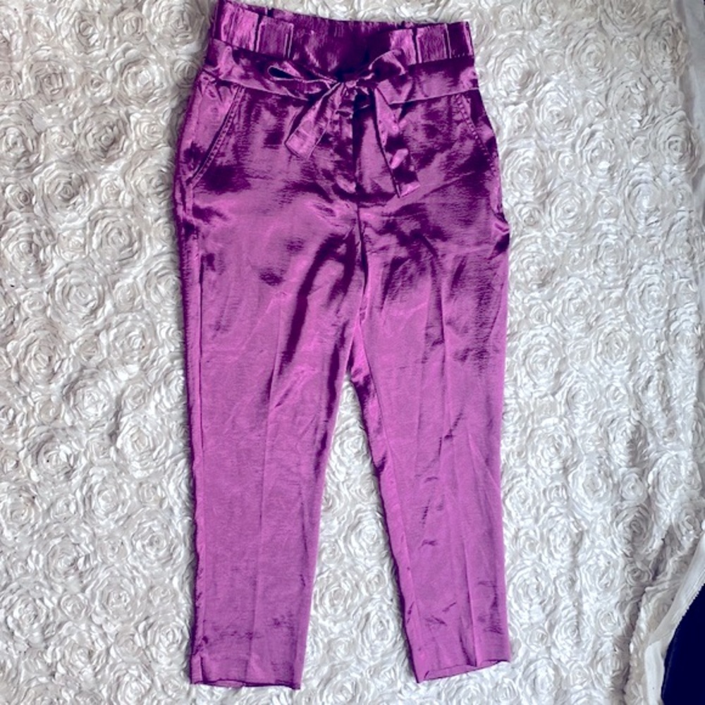 . Great condition New York & Company tie waist‎ purple satin pants size 8